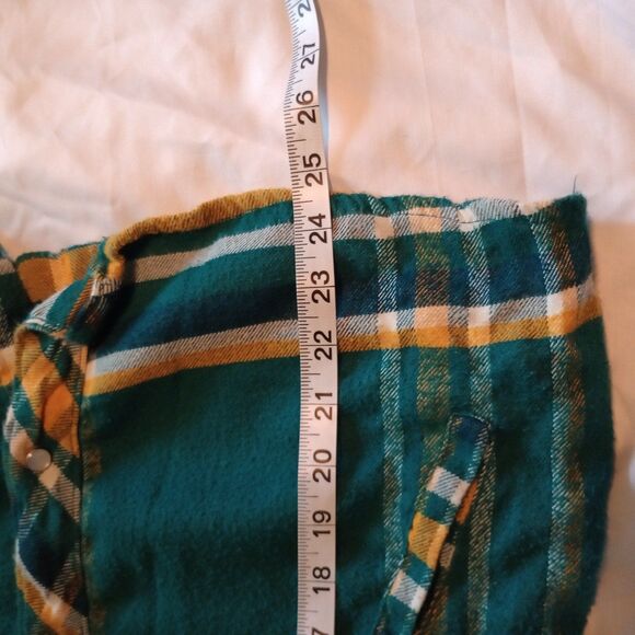American Sweetheart Flannel Pearl Snap Heavyweight Shirt. Green Gold Print - Picture 7 of 8